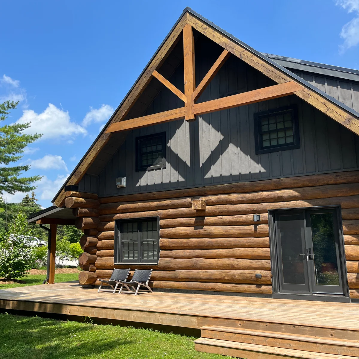 New Home Construction - Log Cabin - Canadian Quality Craftsmen